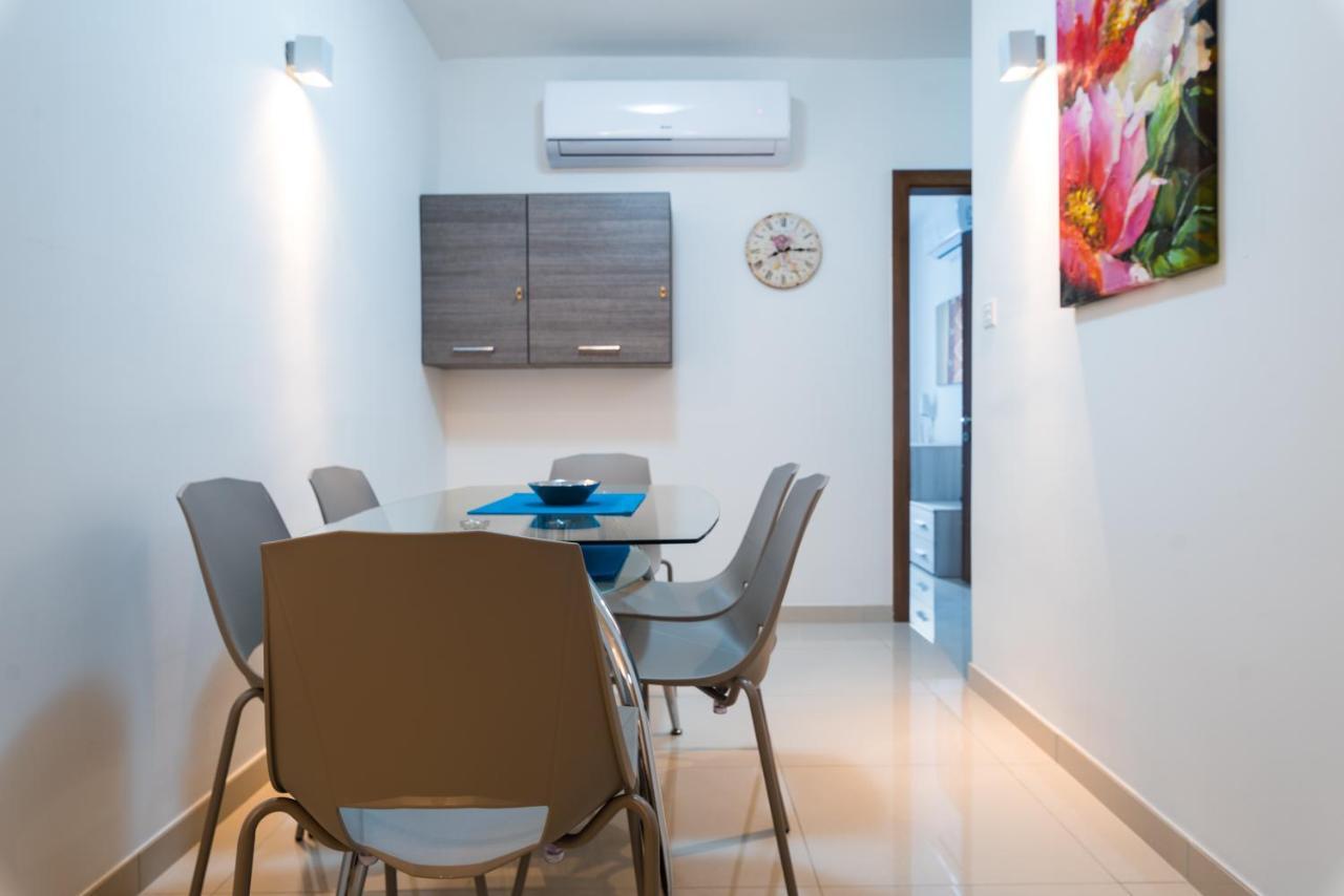 Sh6A- Qawra Prime Location 2 Bedroom Apartment 圣保罗湾城 外观 照片